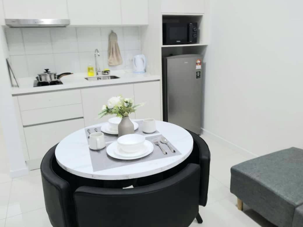 Homestay Chambers Suites Kl - By Staycation Homes *