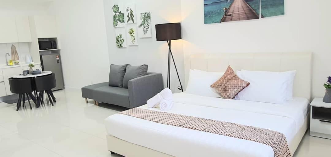 Chambers Suites Kl - By Staycation Homes *