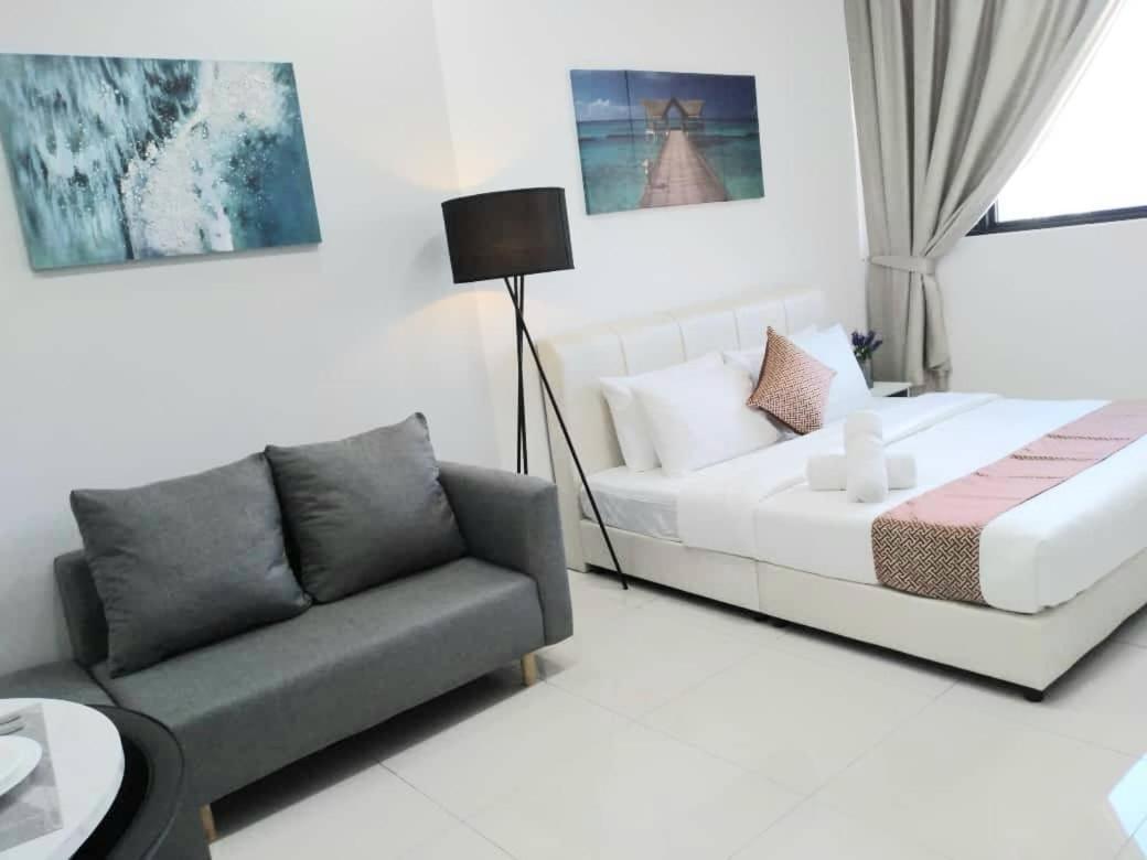 Homestay Chambers Suites Kl - By Staycation Homes Kuala Lumpur