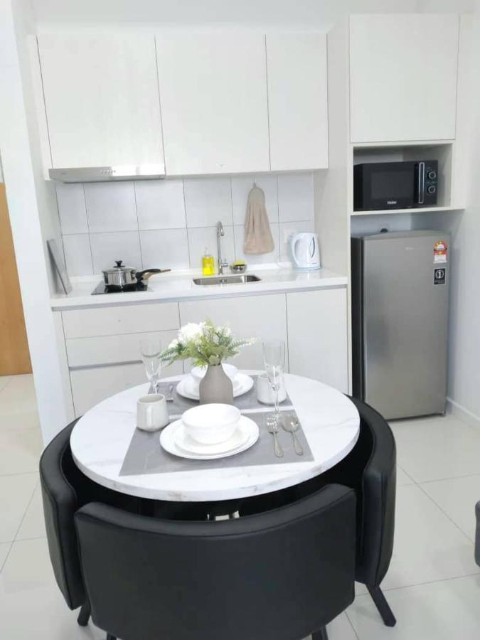 Homestay Chambers Suites Kl - By Staycation Homes *