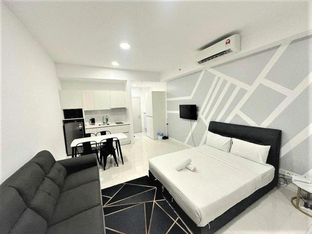 Chambers Suites Kl - By Staycation Homes *
